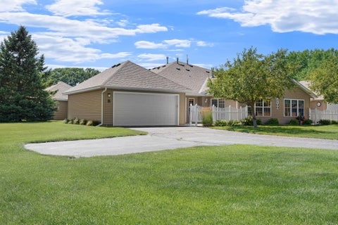 Homes For Sale - 2100 Oak Tree Lane<br/> Mower County, Austin, MN 55912