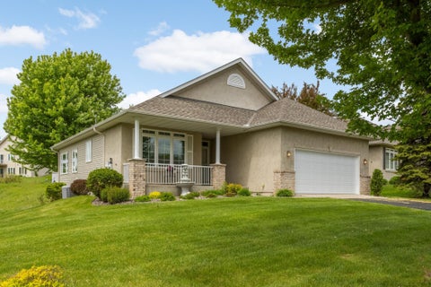 Townhouse For Sale - 19134 Inndale Drive<br/> Dakota County, Lakeville, MN 55044