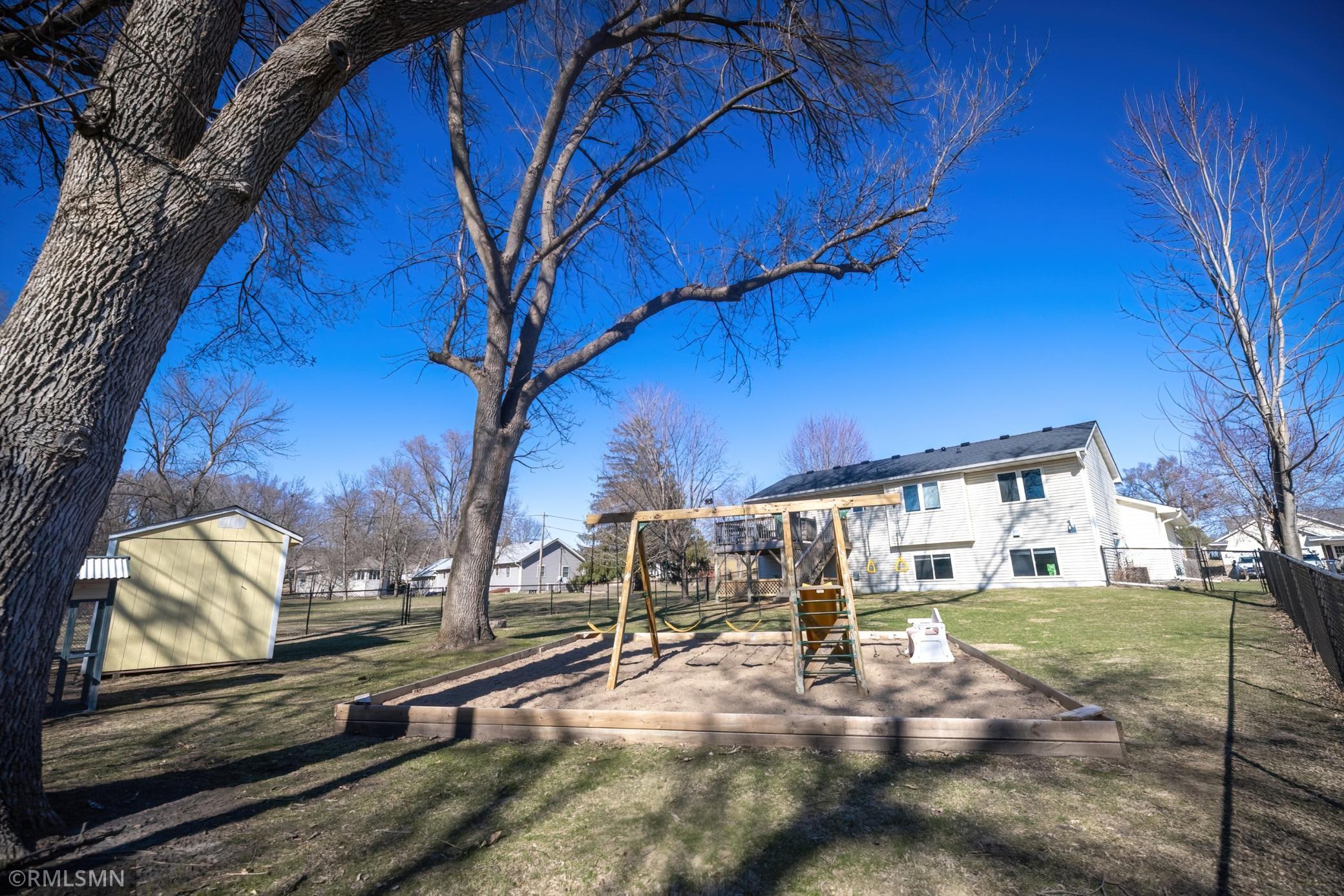 1324 7th Street, Cannon Falls, Minnesota image 24