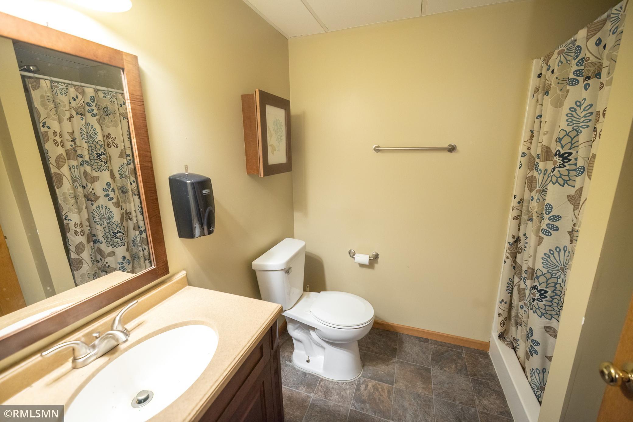 1324 7th Street, Cannon Falls, Minnesota image 18