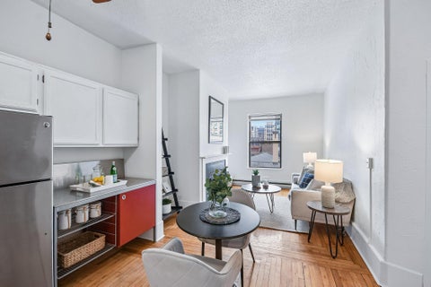 Condo For Sale - 605 S 9th Street<br/> Hennepin County, Minneapolis, MN 55404
