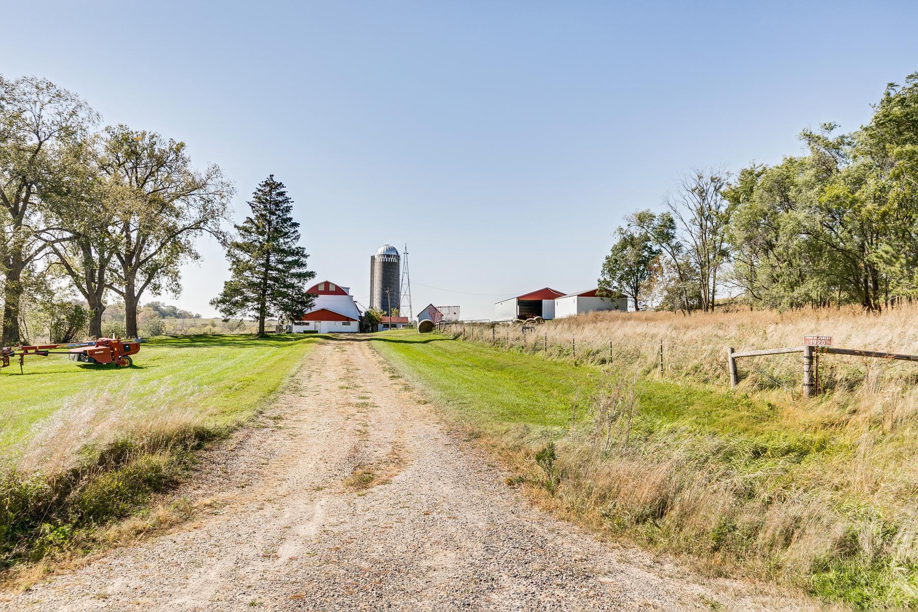 1920 County Rd P Road, Glenwood City, Wisconsin image 17