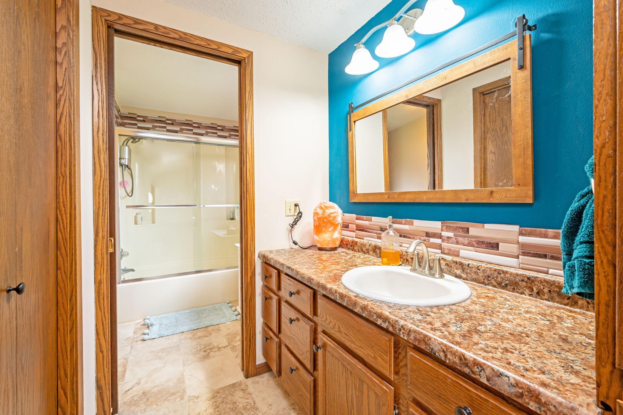 1840 Red Leaf Court, Windom, Minnesota image 25