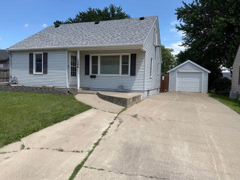 Homes For Sale - 1306 Mcmillan Street<br/> Worthington, MN 56187