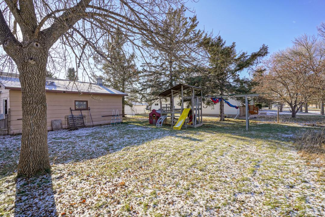 204 Adams Street, Crookston, Minnesota image 5