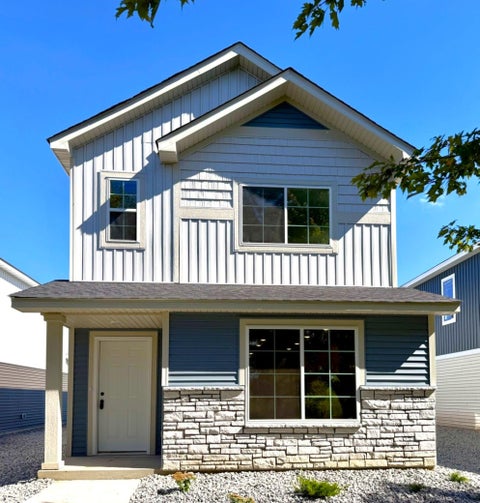 Townhouse For Sale - 7077 Kittredge Lane<br/> Albertville, MN 55301