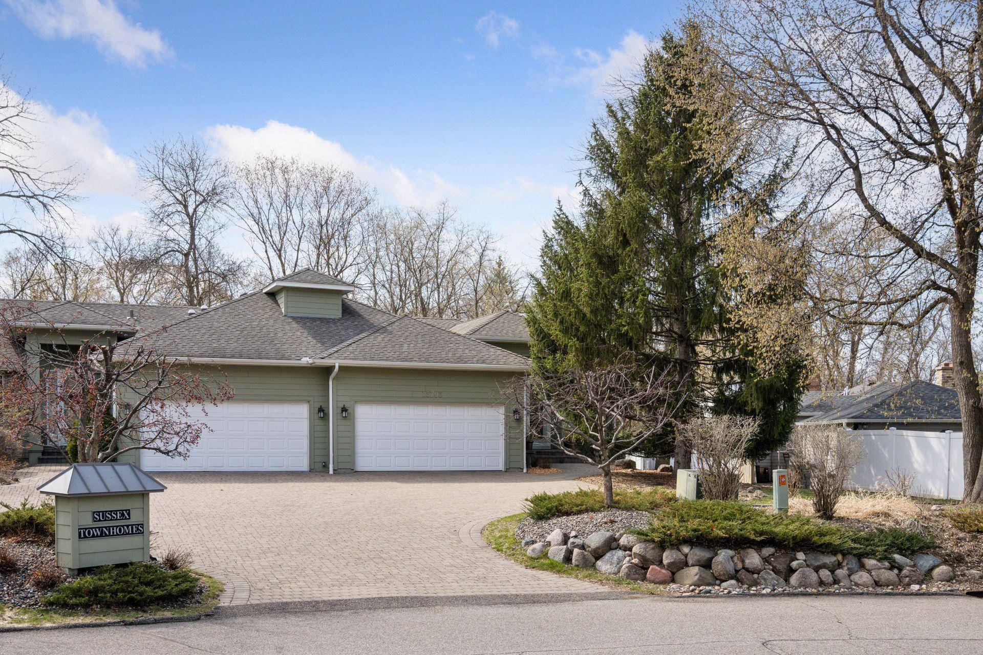 15703 Sussex Drive, Minnetonka, Minnesota image 1