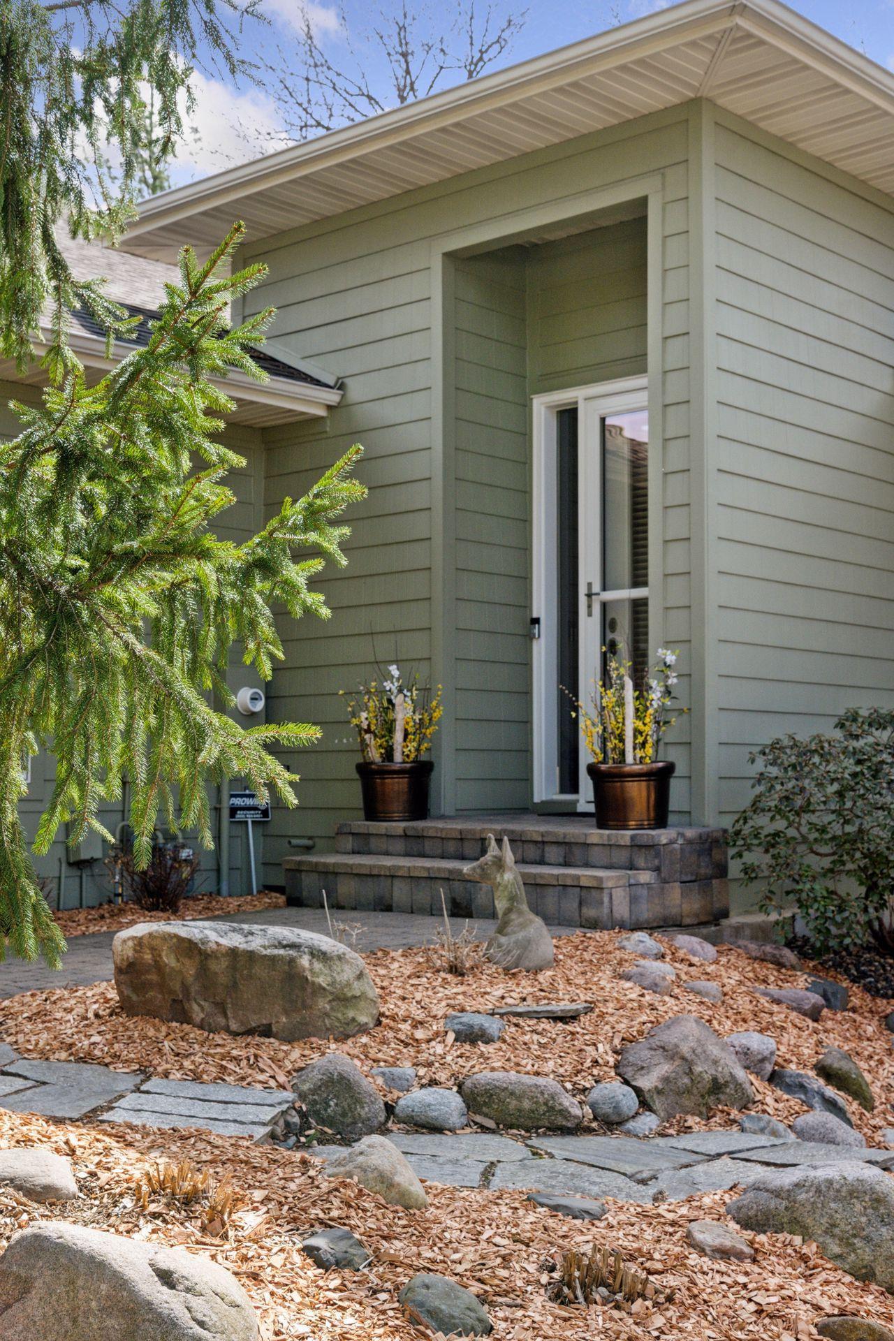 15703 Sussex Drive, Minnetonka, Minnesota image 7