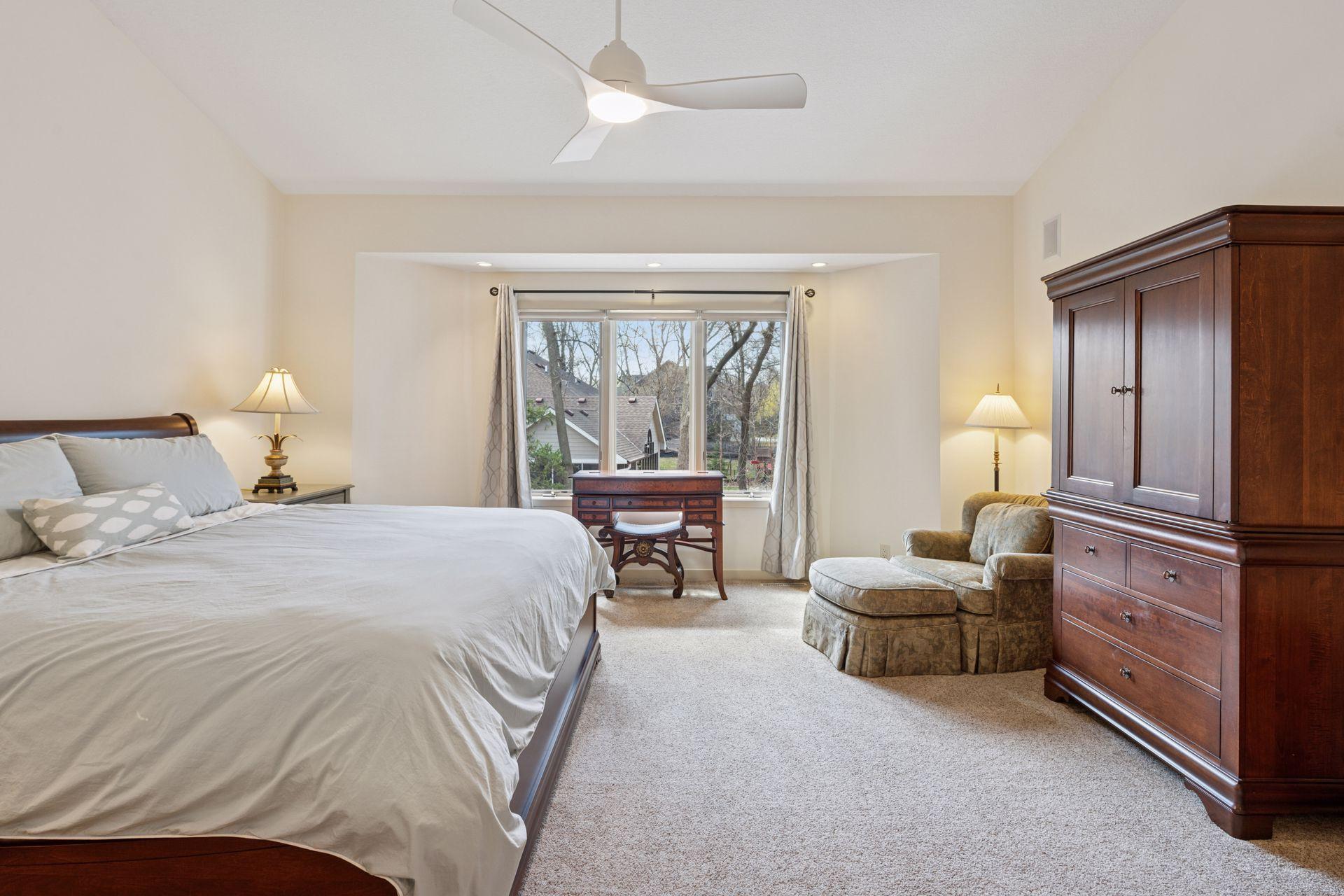 15703 Sussex Drive, Minnetonka, Minnesota image 26