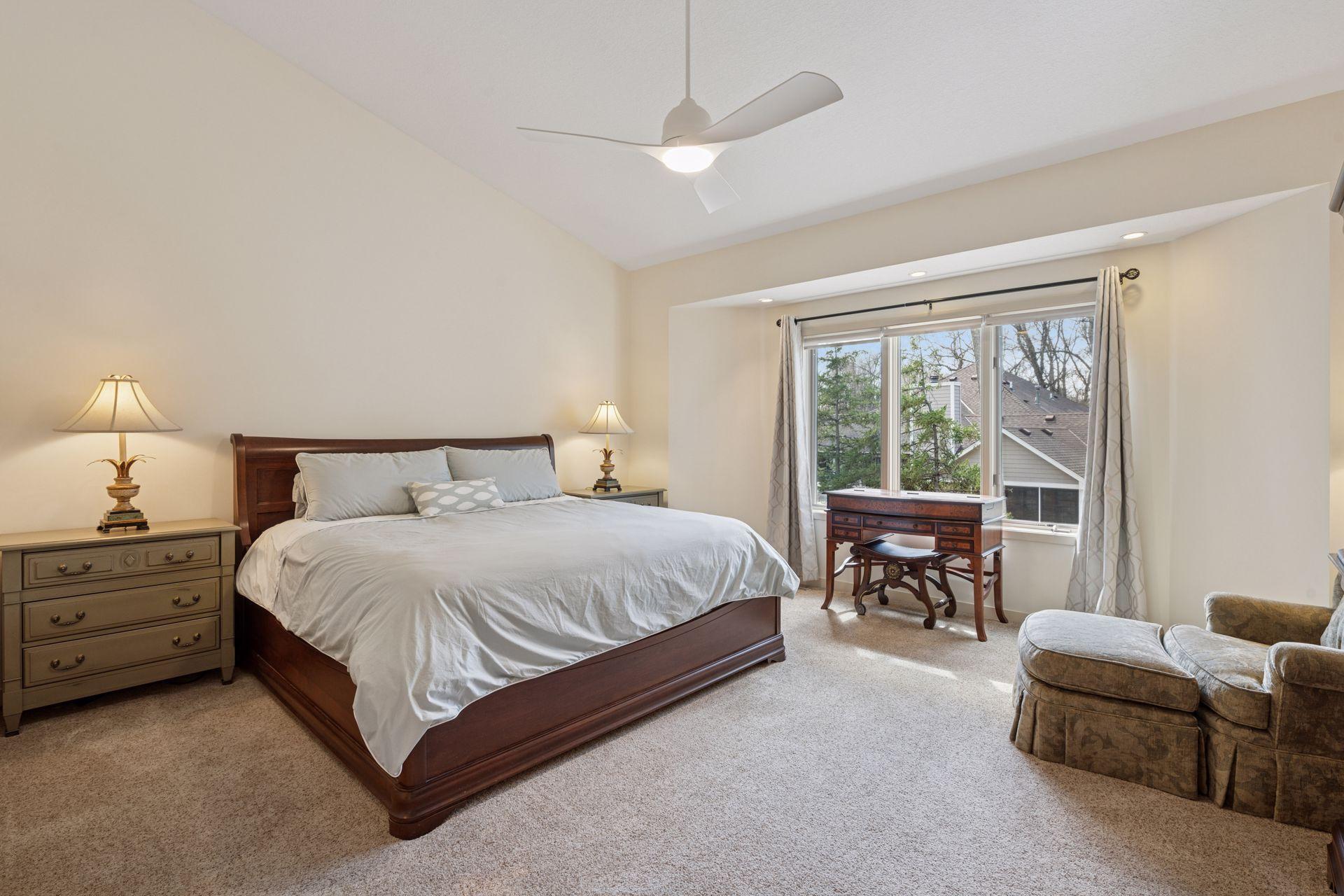 15703 Sussex Drive, Minnetonka, Minnesota image 25