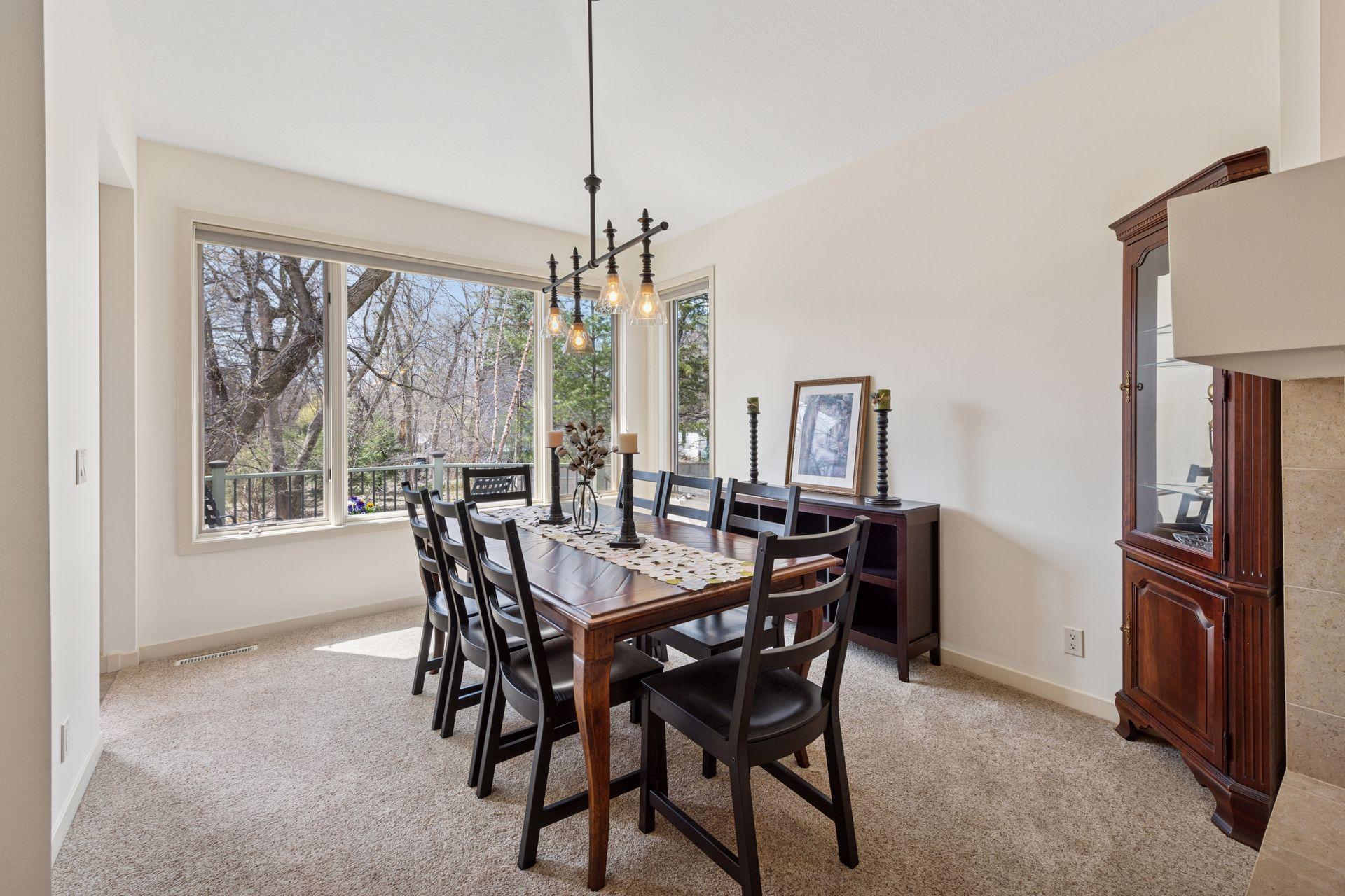 15703 Sussex Drive, Minnetonka, Minnesota image 15