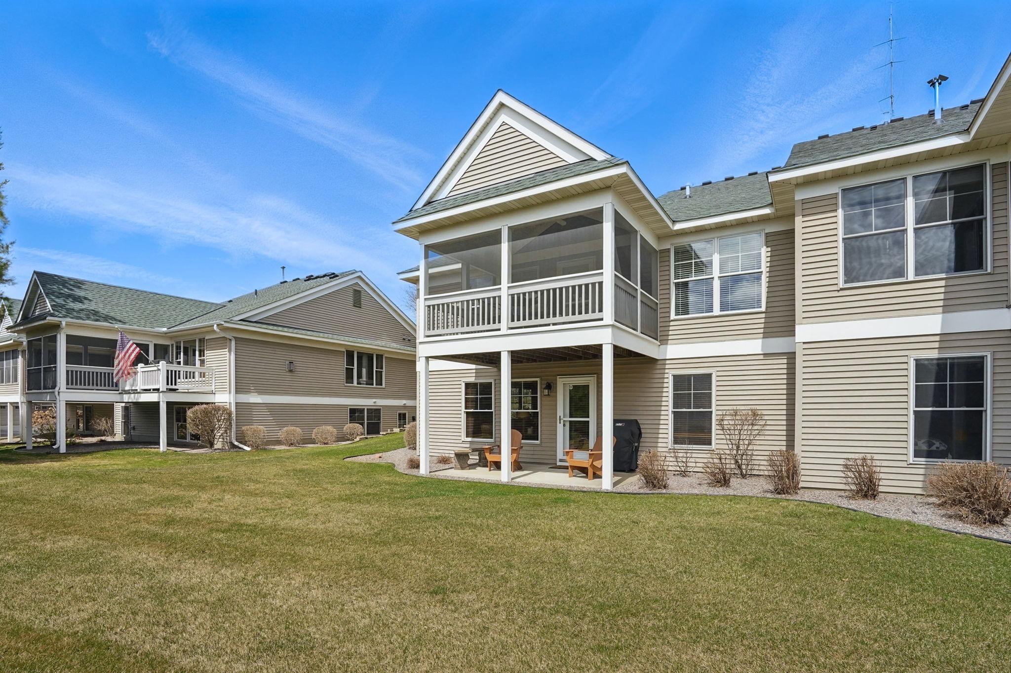 7035 Waterstone Lane, Woodbury, Minnesota image 44