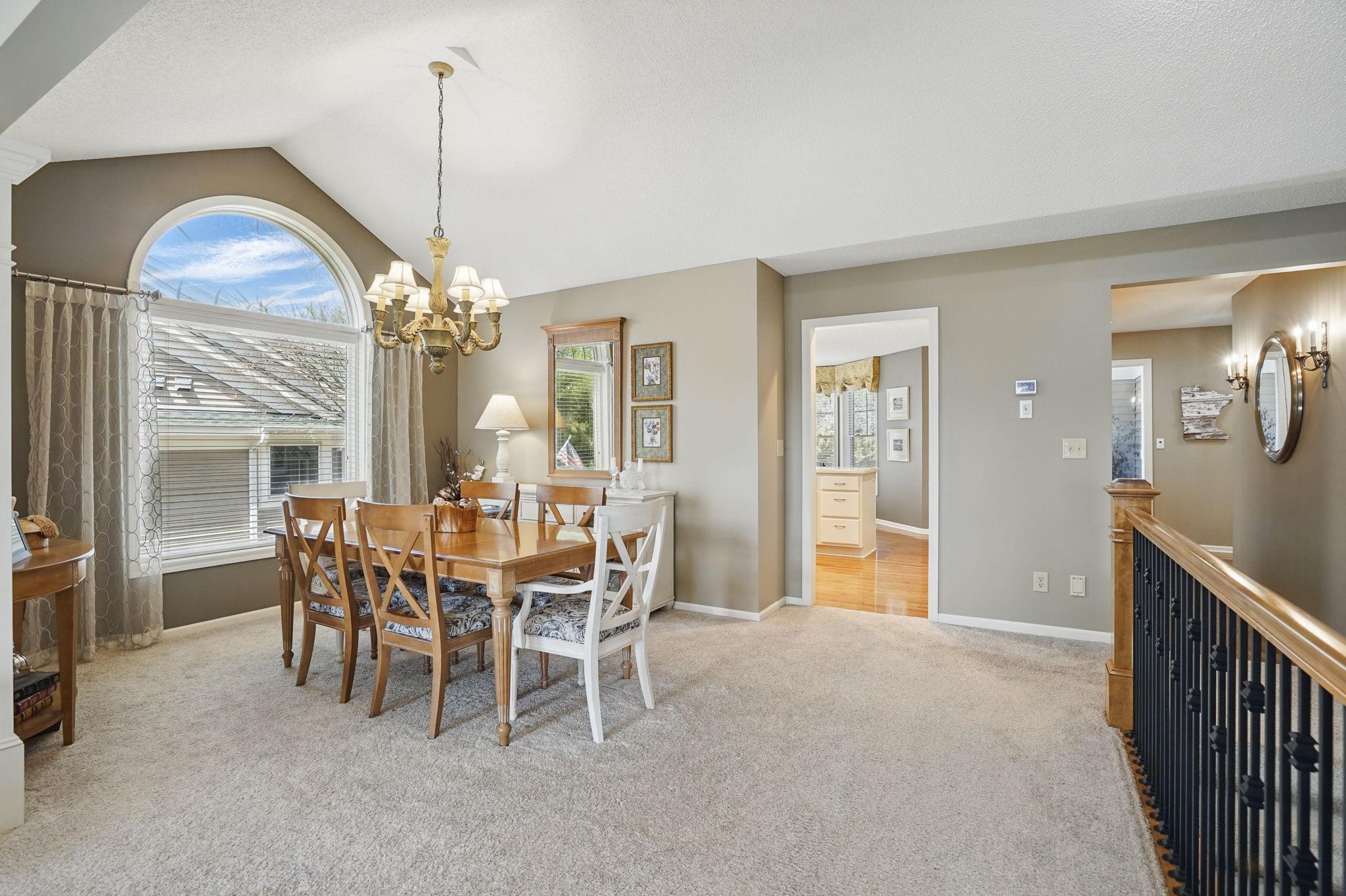 7035 Waterstone Lane, Woodbury, Minnesota image 14
