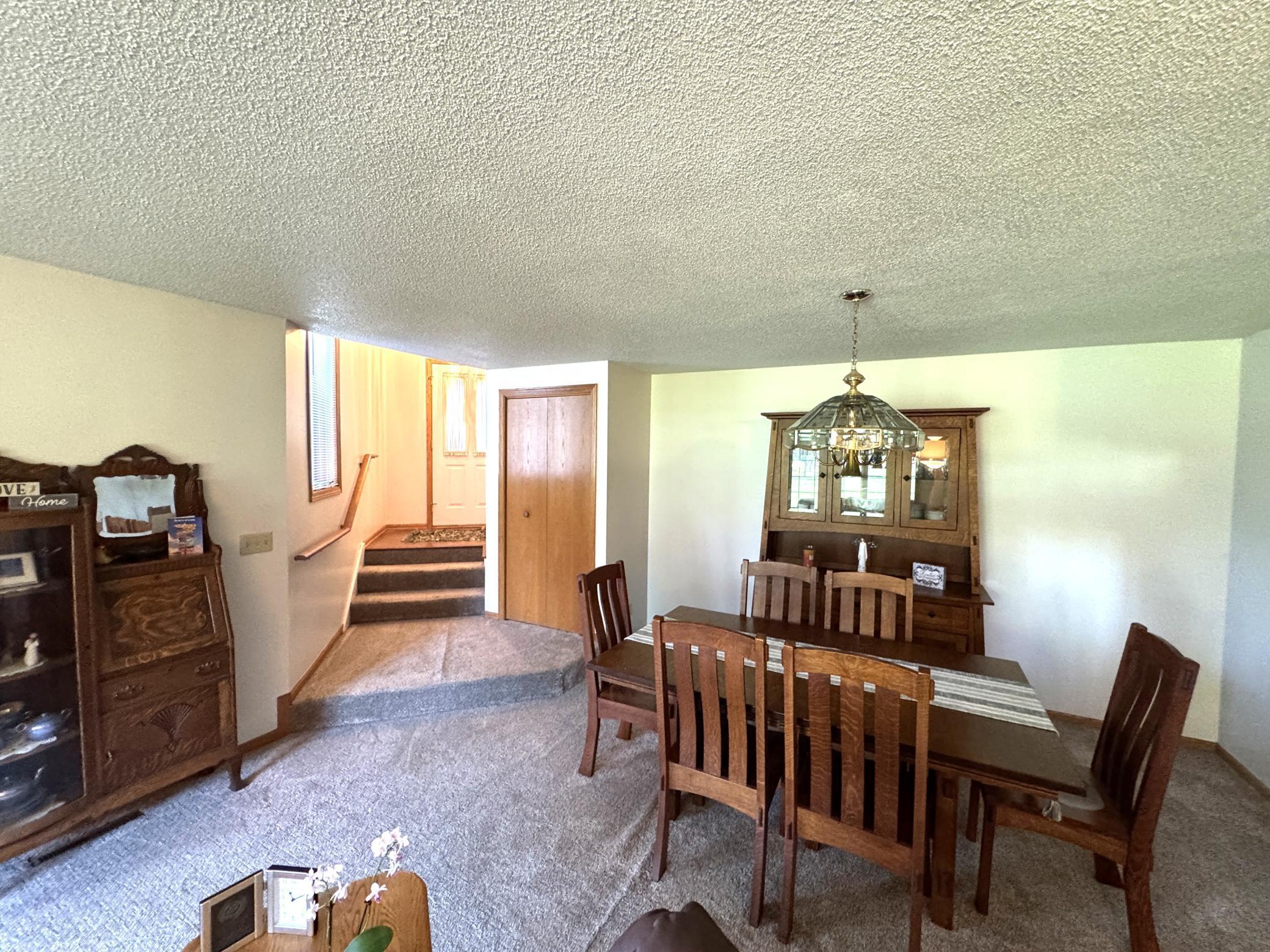 1102 Travis Road, Marshall, Minnesota image 3