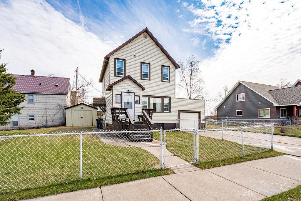 2406 W 1st Street, Duluth, Minnesota image 24