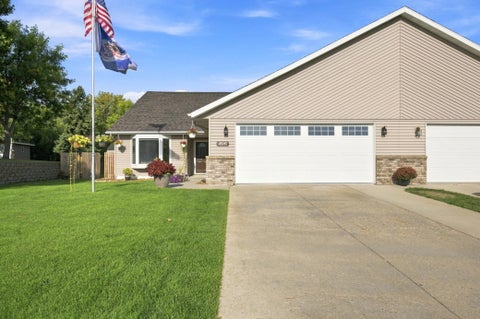 Homes For Sale - 1815 Bridgeview Boulevard<br/> Detroit Lakes, MN 56501
