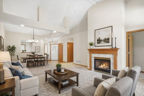 Townhouse For Sale - 6240 157th Street<br/> Dakota County, Saint Paul, MN 55124