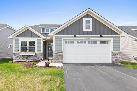 Townhouse For Sale - 29264 Kenwood Way<br/> Chisago City, MN 55013