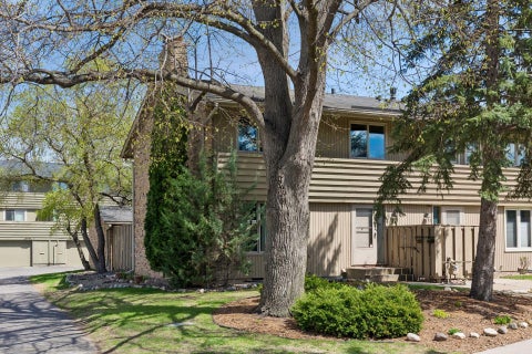 Townhouse For Sale - 173 Windsor Lane<br/> Ramsey County, Saint Paul, MN 55112