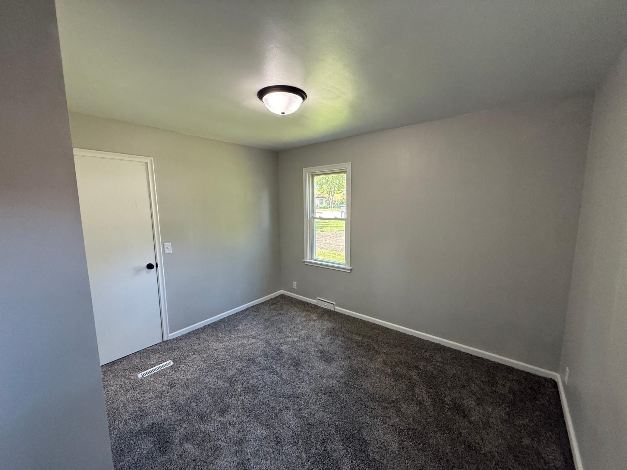 446 W Darwin Street, Litchfield, Minnesota image 16