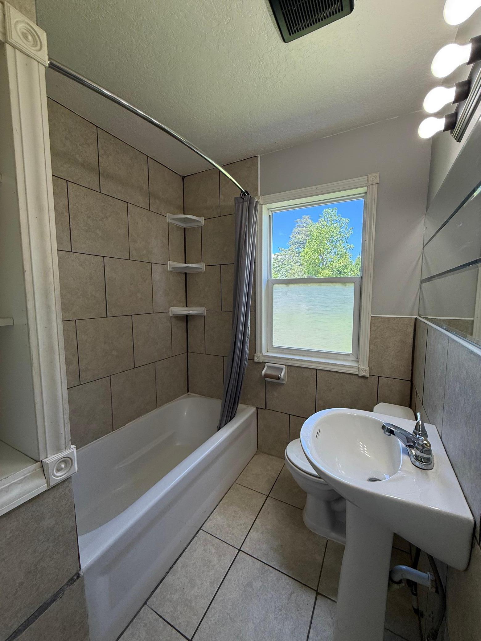 446 W Darwin Street, Litchfield, Minnesota image 14
