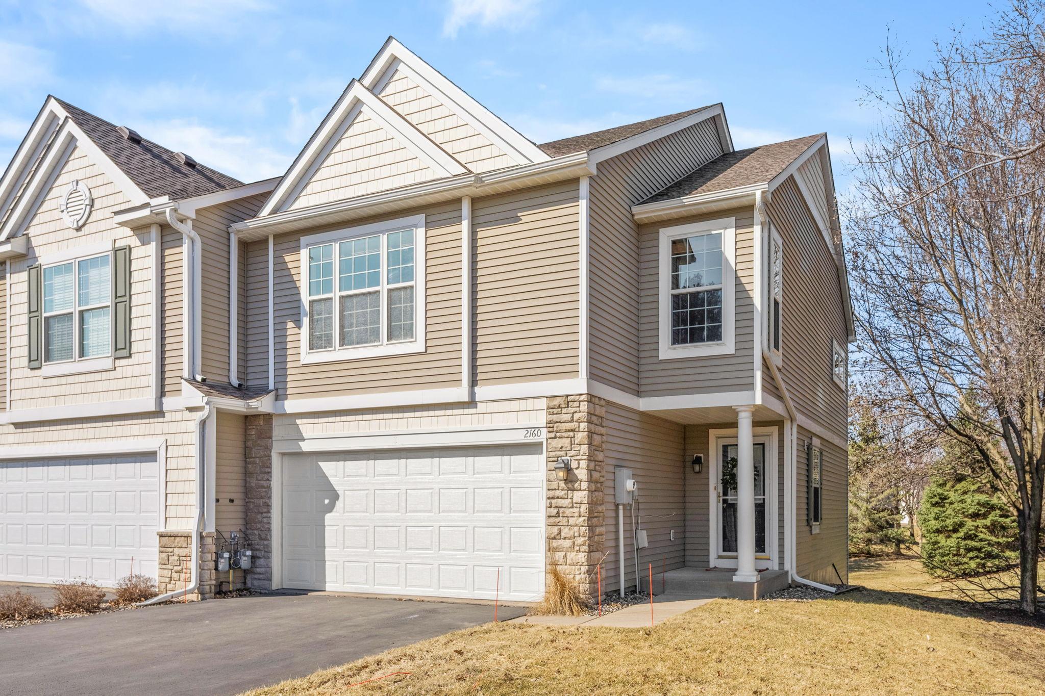2160 Woodcrest Drive, Woodbury, Minnesota image 2