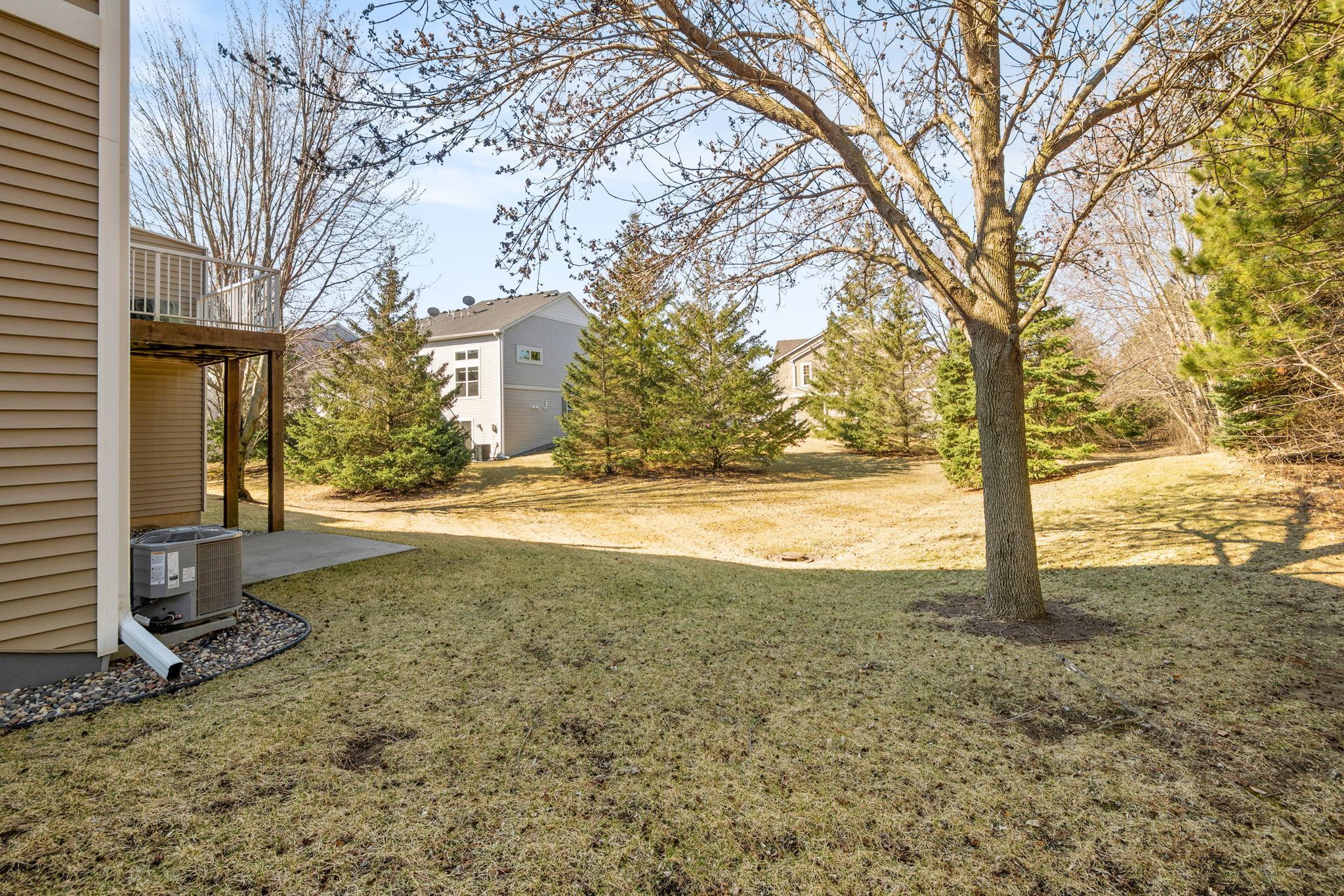 2160 Woodcrest Drive, Woodbury, Minnesota image 4
