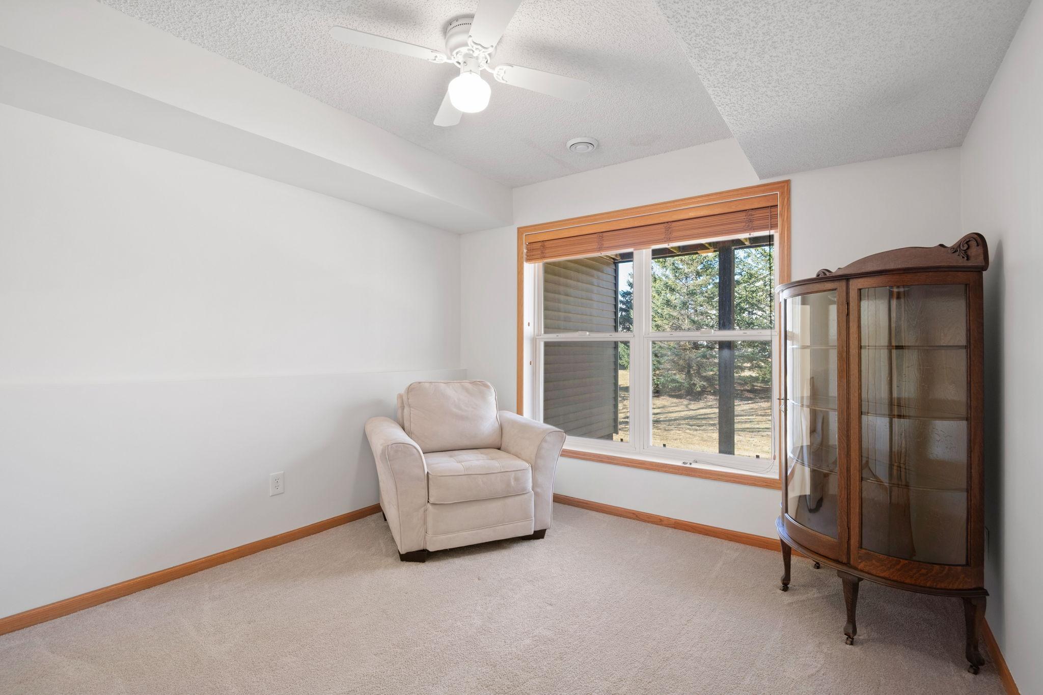 2160 Woodcrest Drive, Woodbury, Minnesota image 35