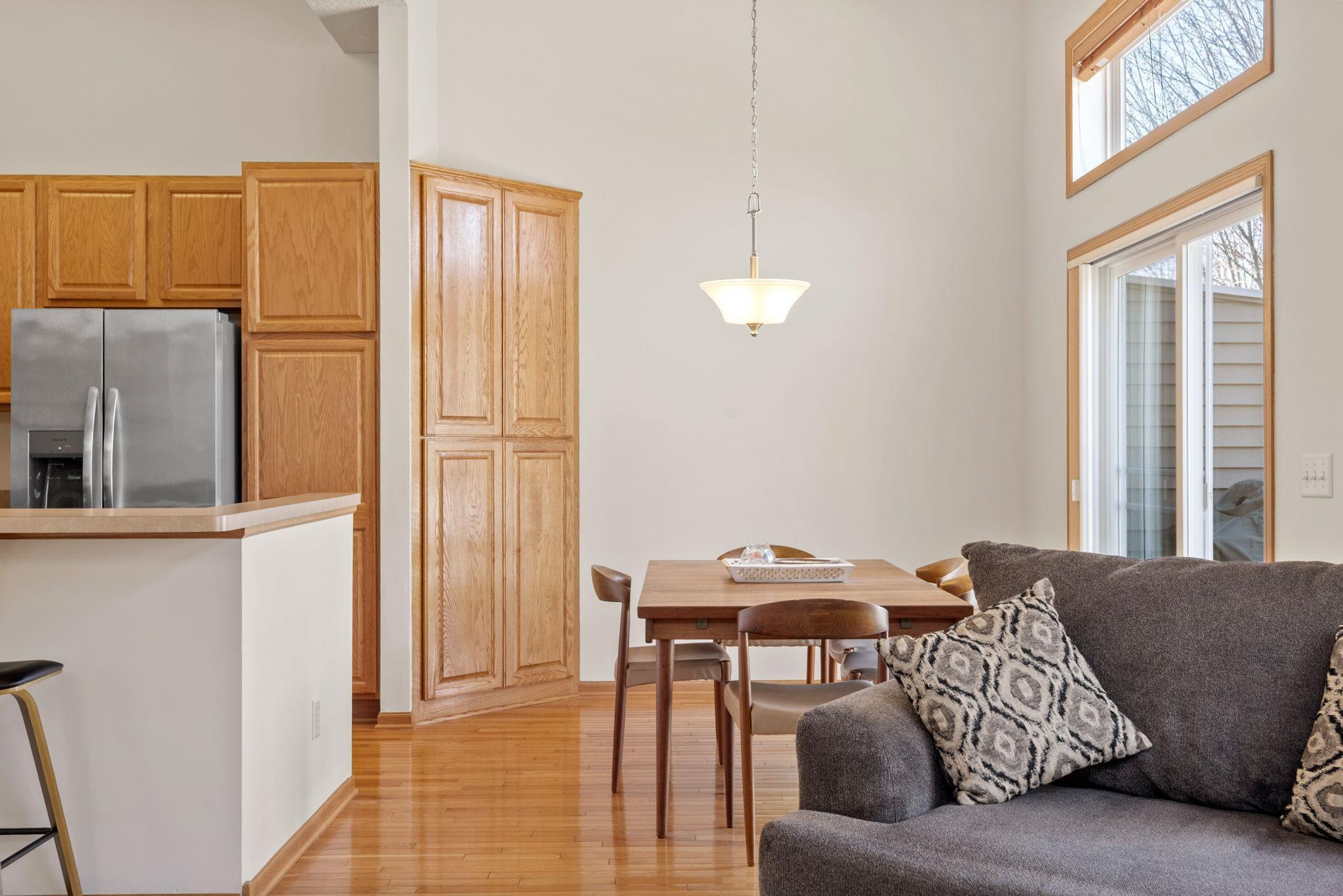 2160 Woodcrest Drive, Woodbury, Minnesota image 15