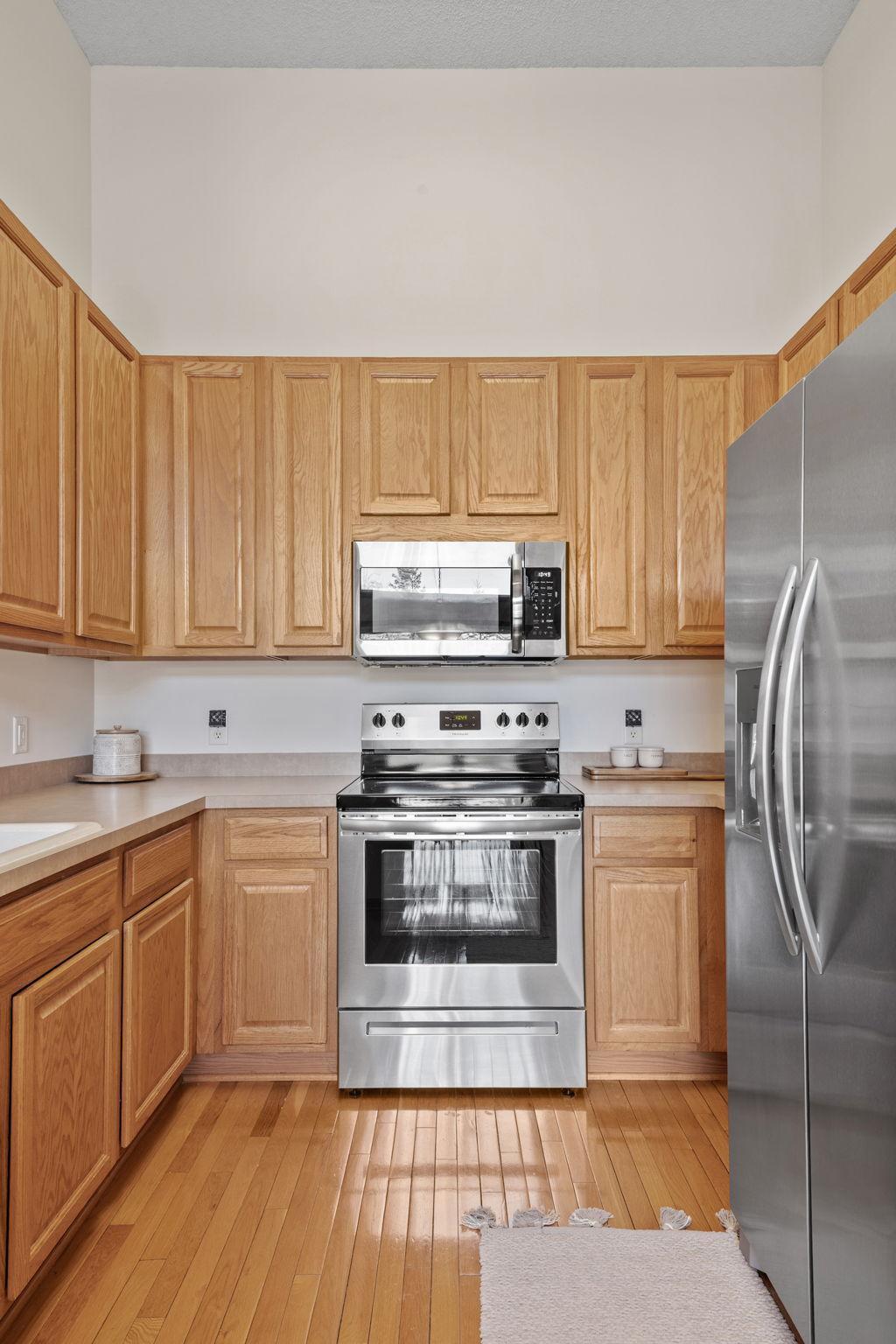2160 Woodcrest Drive, Woodbury, Minnesota image 20
