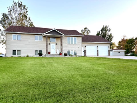 Homes For Sale - 4505 36th Avenue<br/> Cass County, Fargo, ND 58102