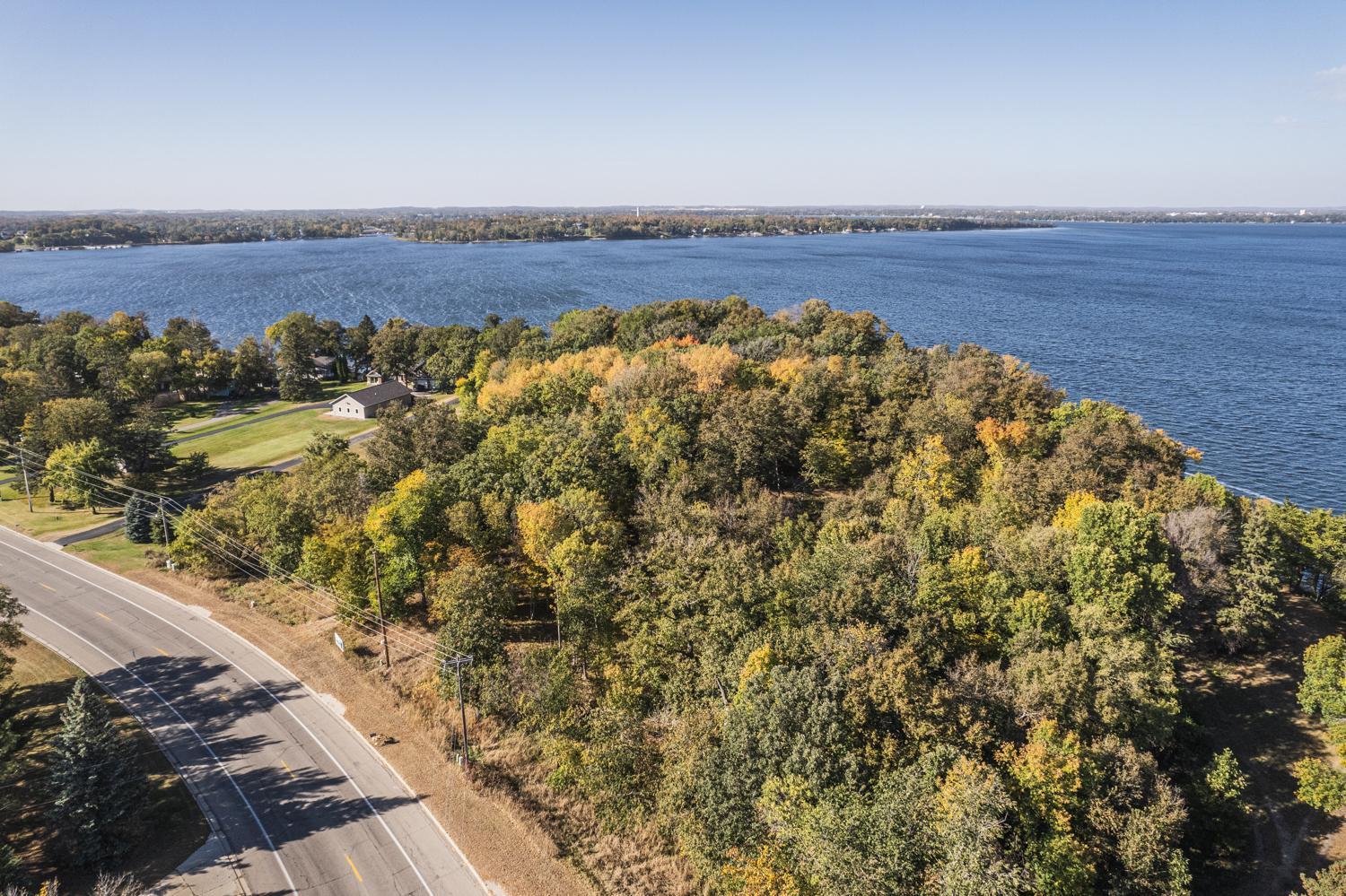 792 S Shore Drive, Detroit Lakes, Minnesota image 17