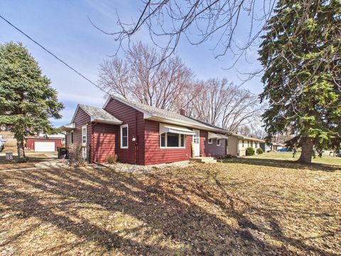 Homes For Sale - 300 E 8th Street<br/> Pope County, Starbuck, MN 56381