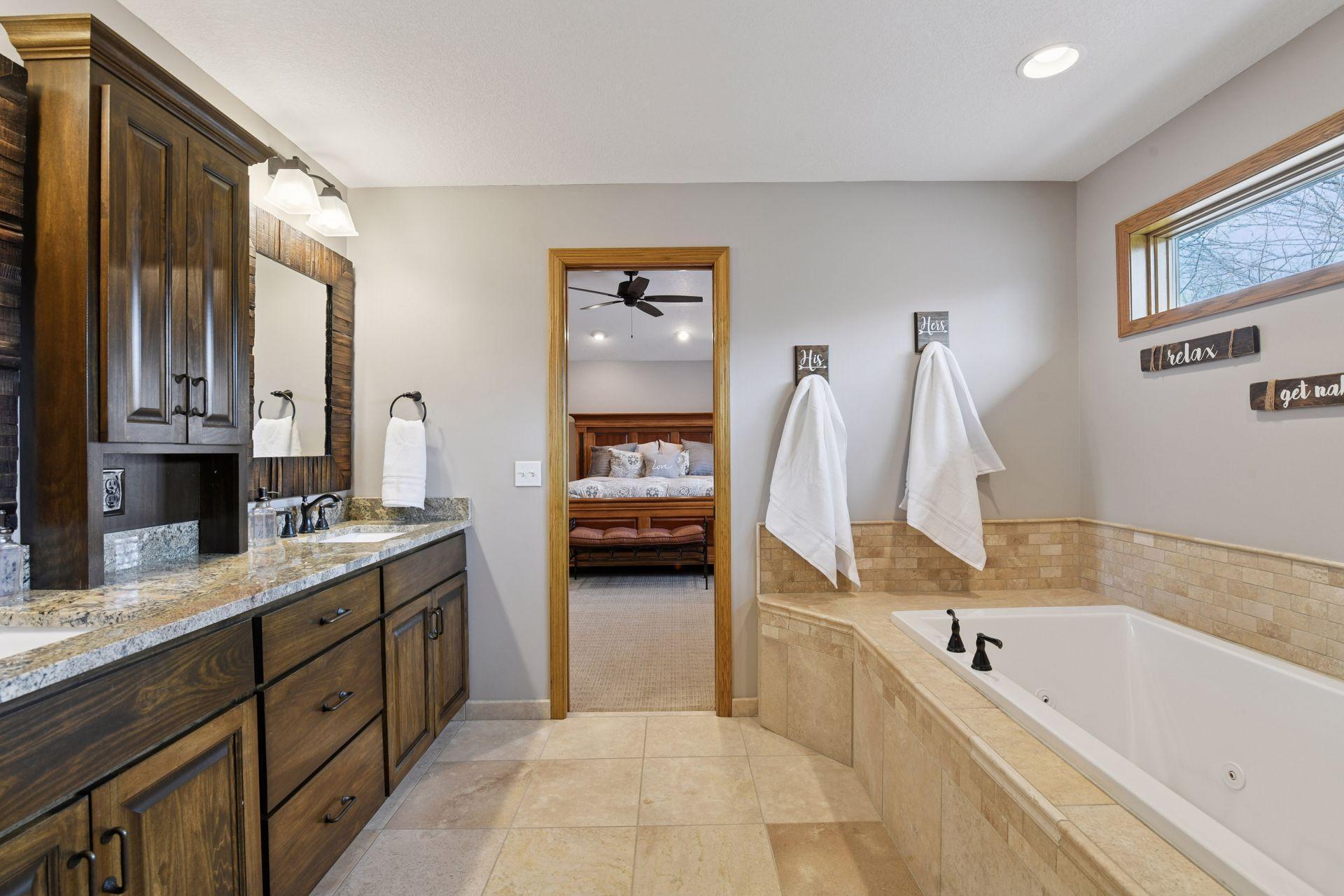 600 Bighorn Drive, Chanhassen, Minnesota image 37