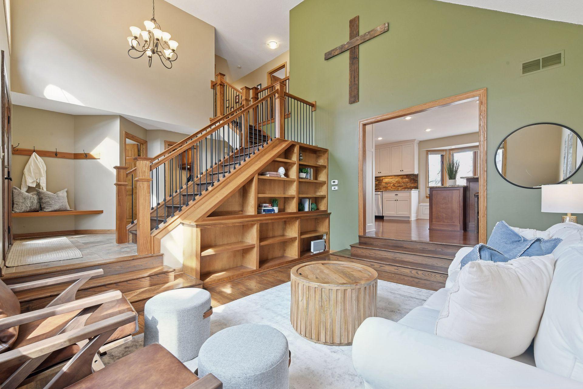 600 Bighorn Drive, Chanhassen, Minnesota image 8