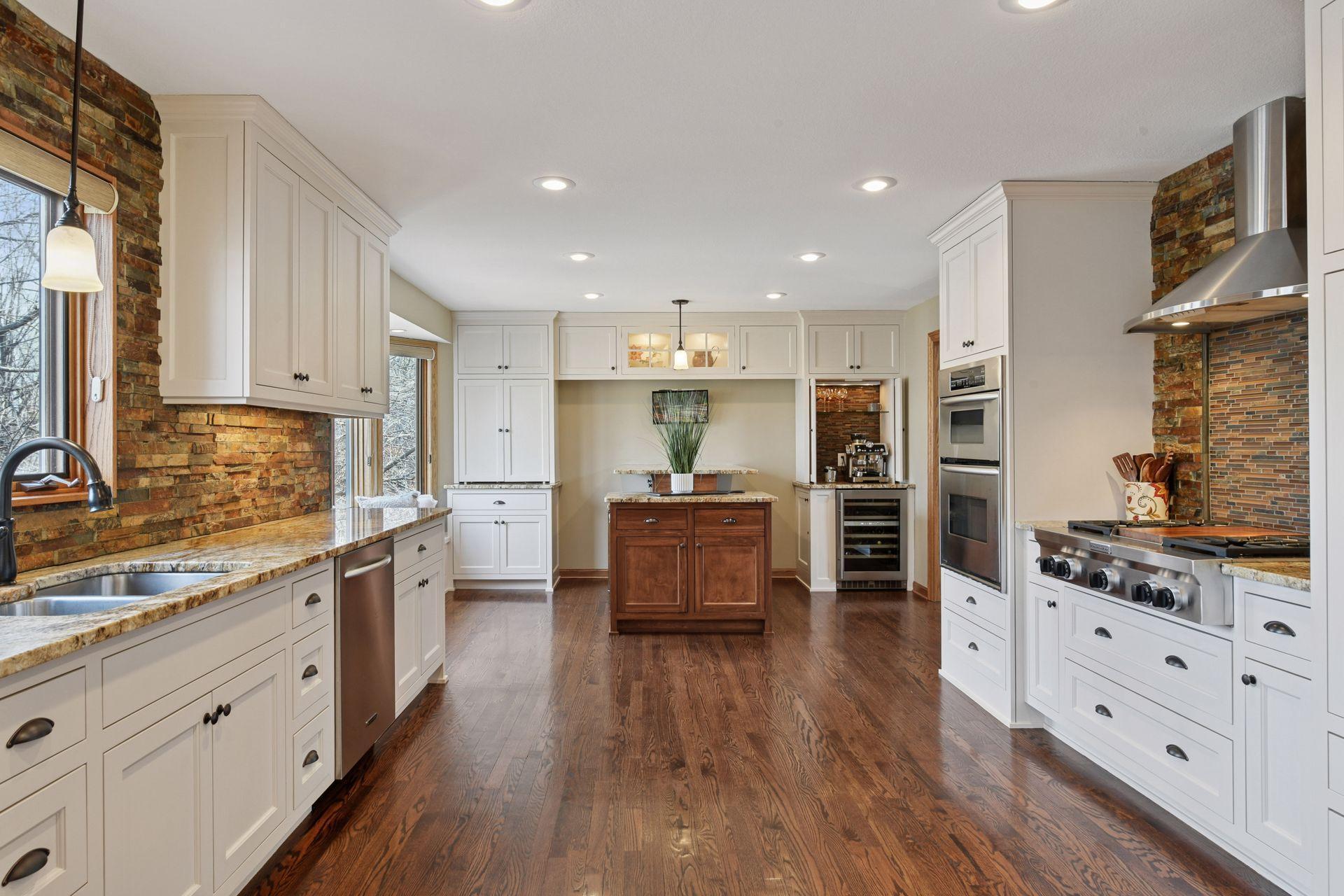 600 Bighorn Drive, Chanhassen, Minnesota image 19
