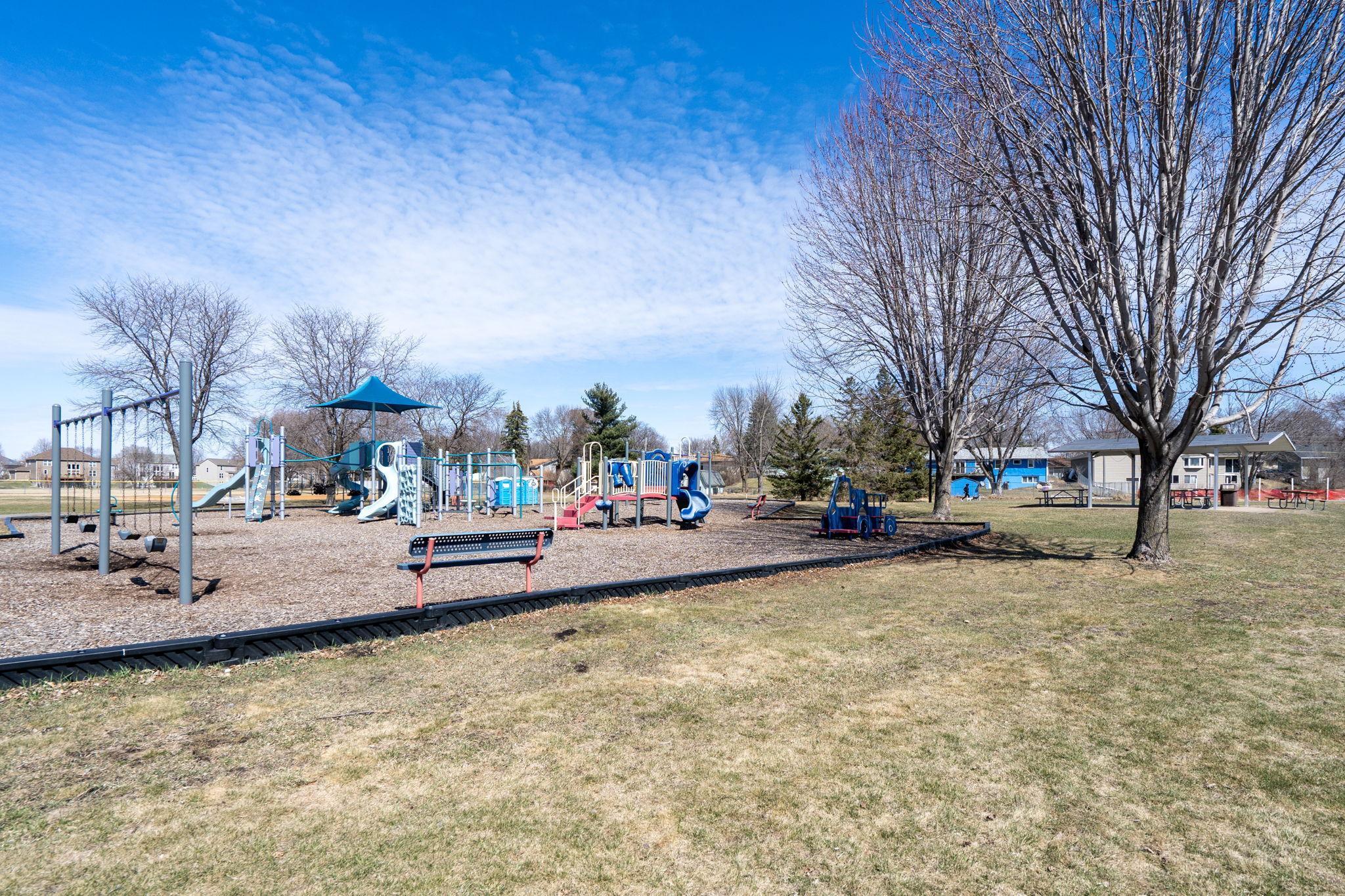 11908 Washington Street, Minneapolis, Minnesota image 30