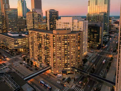 Condo For Sale - 121 Washington Avenue<br/> Minneapolis, MN 55401