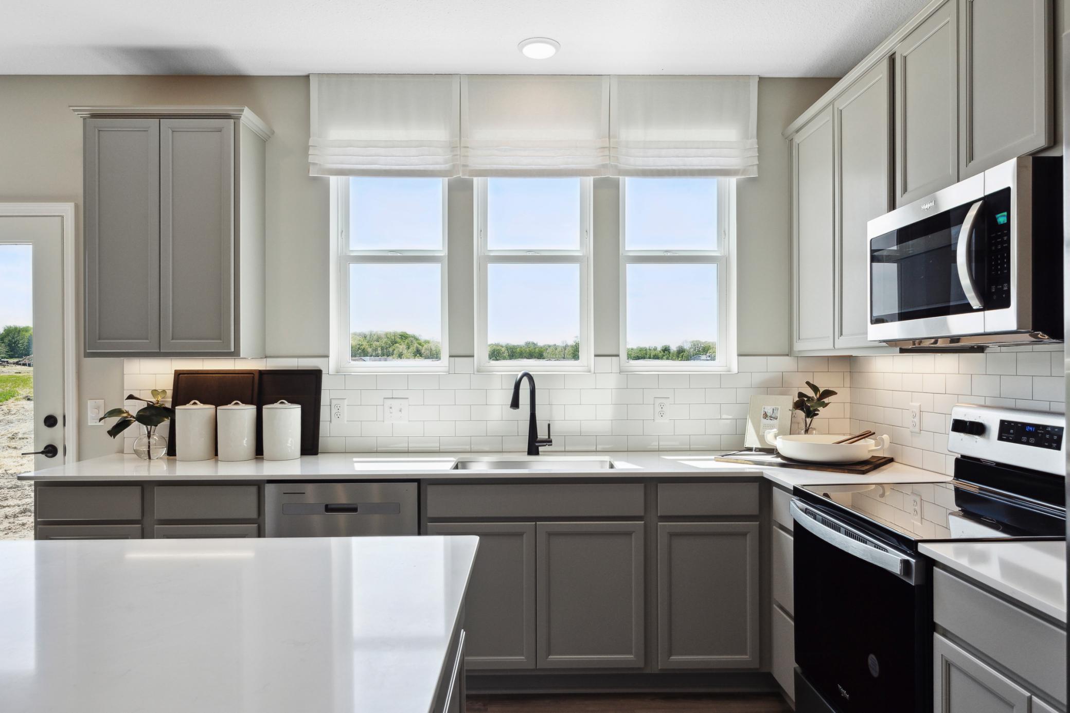 14952 Athlone Place, Rosemount, Minnesota image 13
