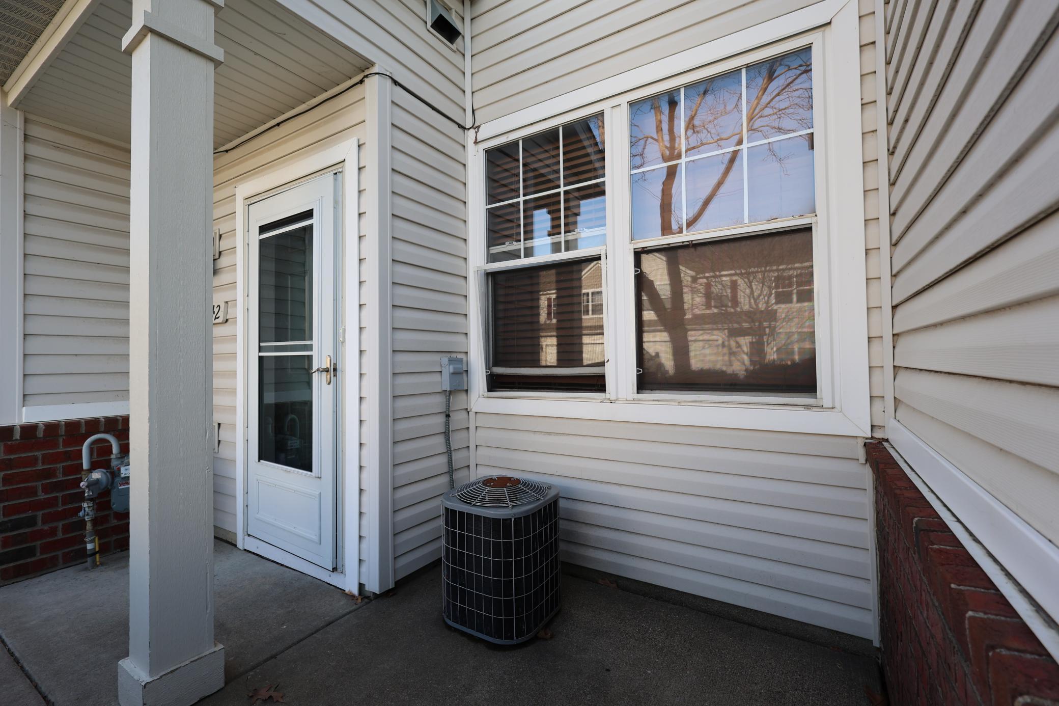 842 Princeton Avenue, Shakopee, Minnesota image 3