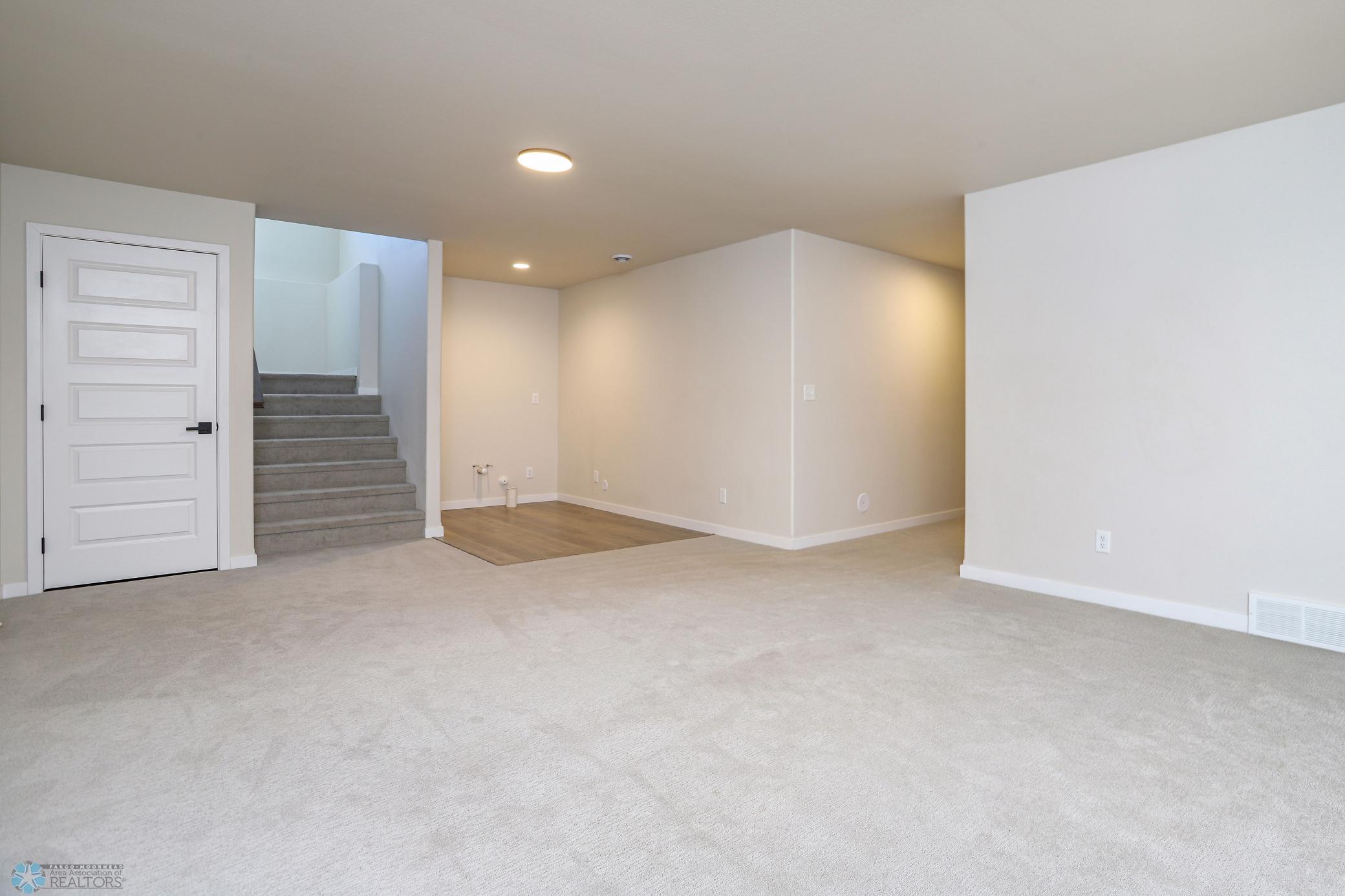 West Fargo, North Dakota 58078, United States, 4 Bedrooms Bedrooms, ,3 BathroomsBathrooms,Residential,Active,36851