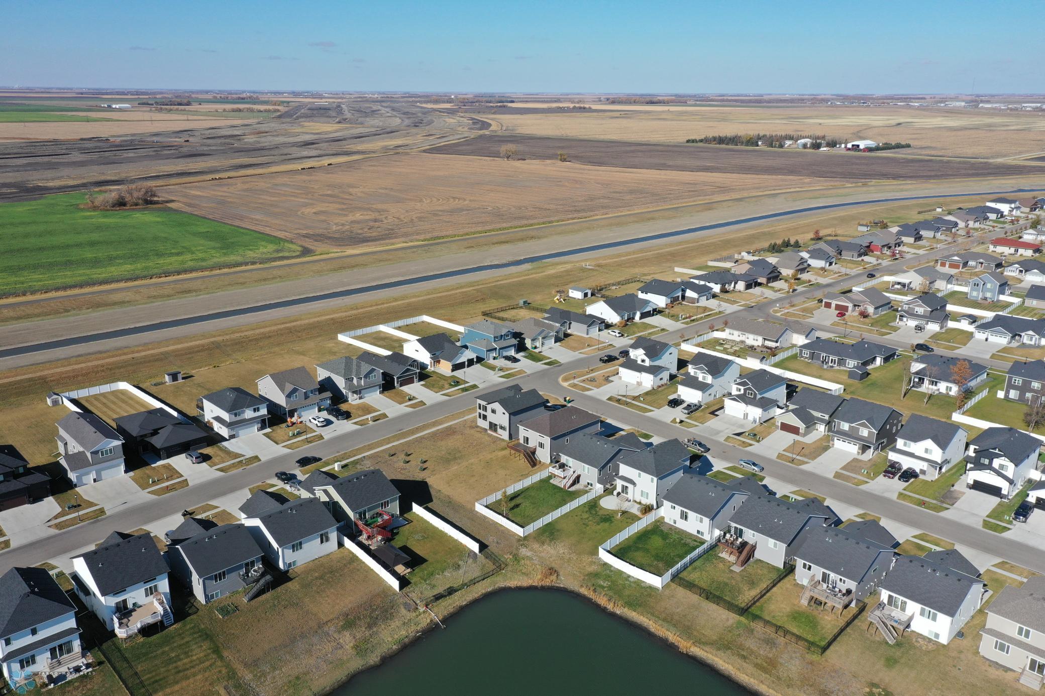 West Fargo, North Dakota 58078, United States, 4 Bedrooms Bedrooms, ,3 BathroomsBathrooms,Residential,Active,36851