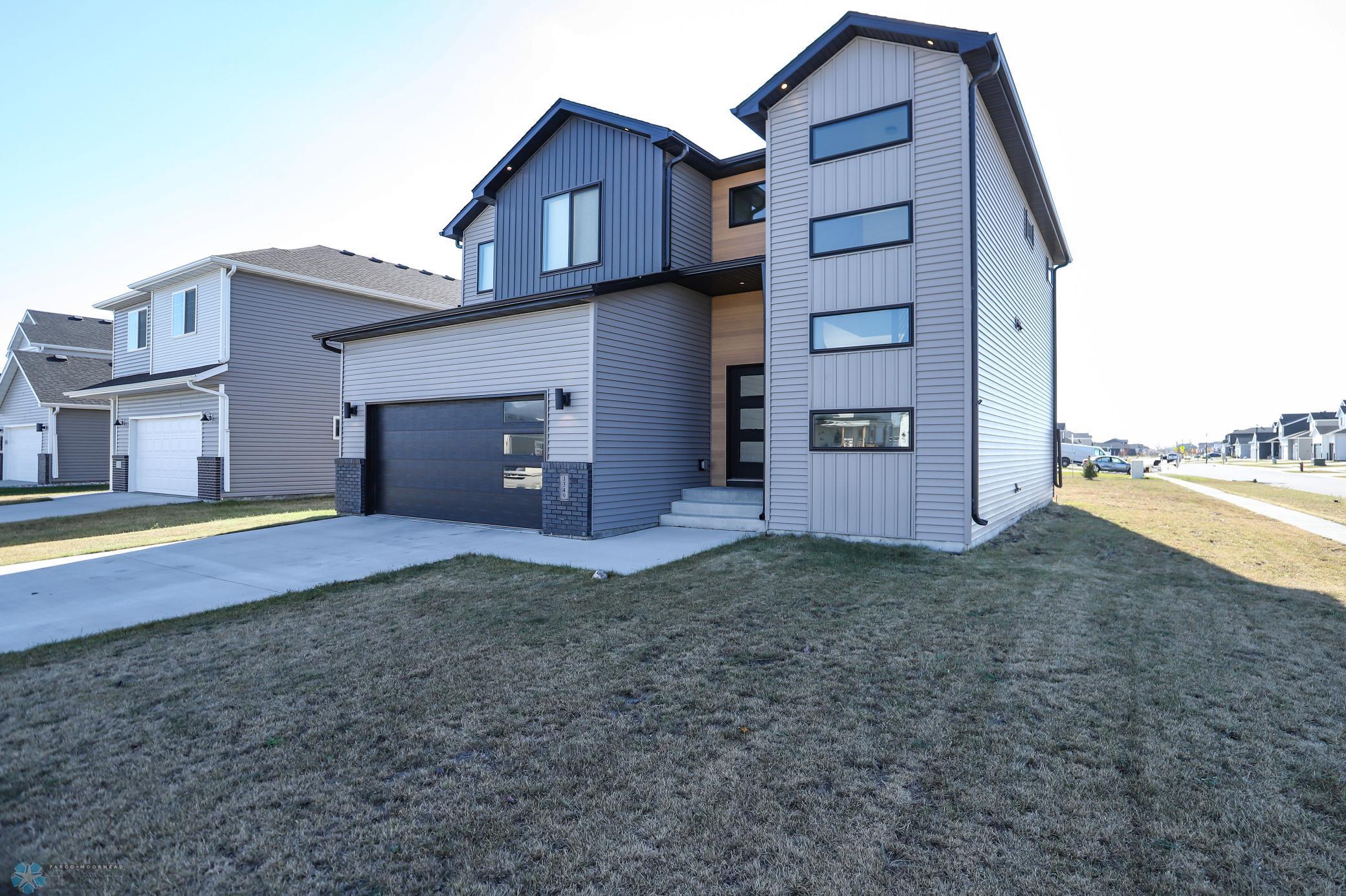 West Fargo, North Dakota 58078, United States, 4 Bedrooms Bedrooms, ,3 BathroomsBathrooms,Residential,Active,36851