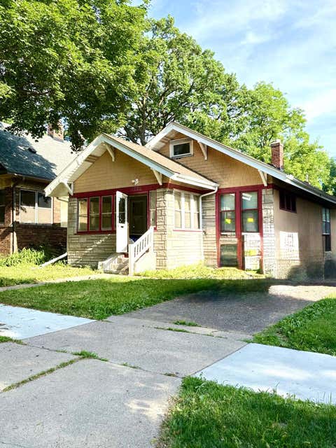 Homes For Sale - 1022 Wakefield Avenue<br/> Saint Paul, MN 55106