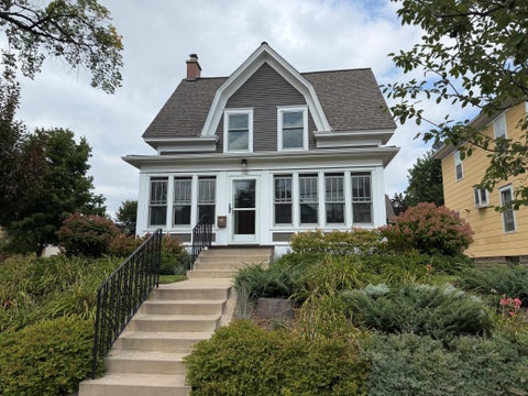 Homes For Sale - 132 W 36th Street<br/> Minneapolis, MN 55408
