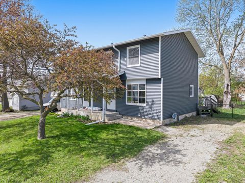 Townhouse For Sale - 11 1/2 8th Avenue<br/> Kasson, MN 55944