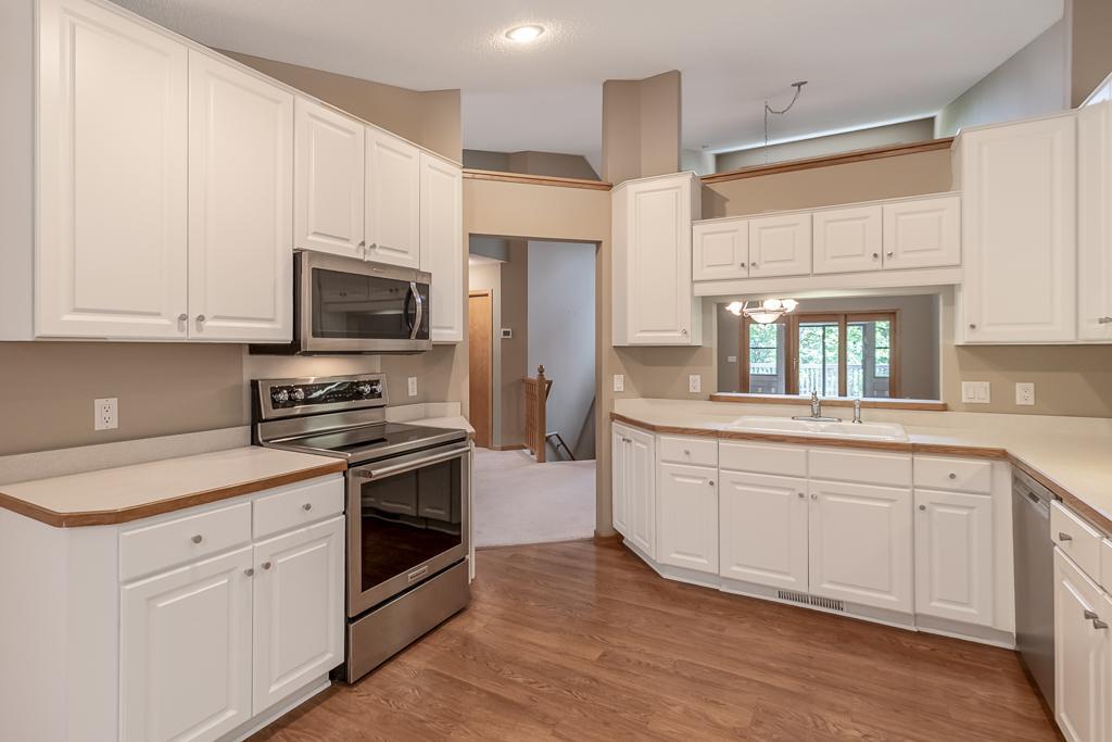 18015 Judicial Way, Lakeville, Minnesota image 3