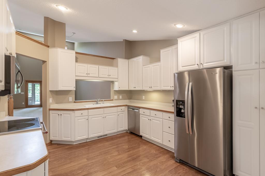18015 Judicial Way, Lakeville, Minnesota image 4