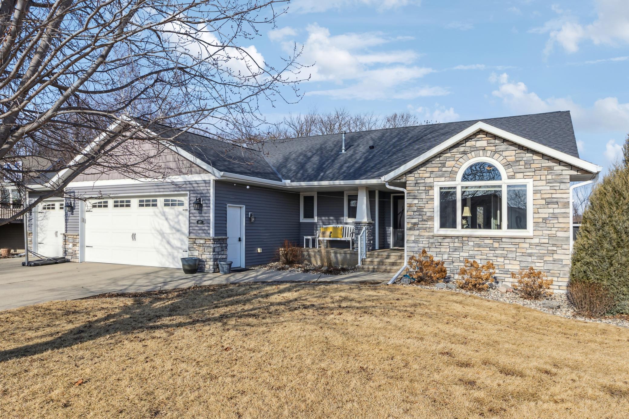 677 W River Drive, New London, Minnesota image 1