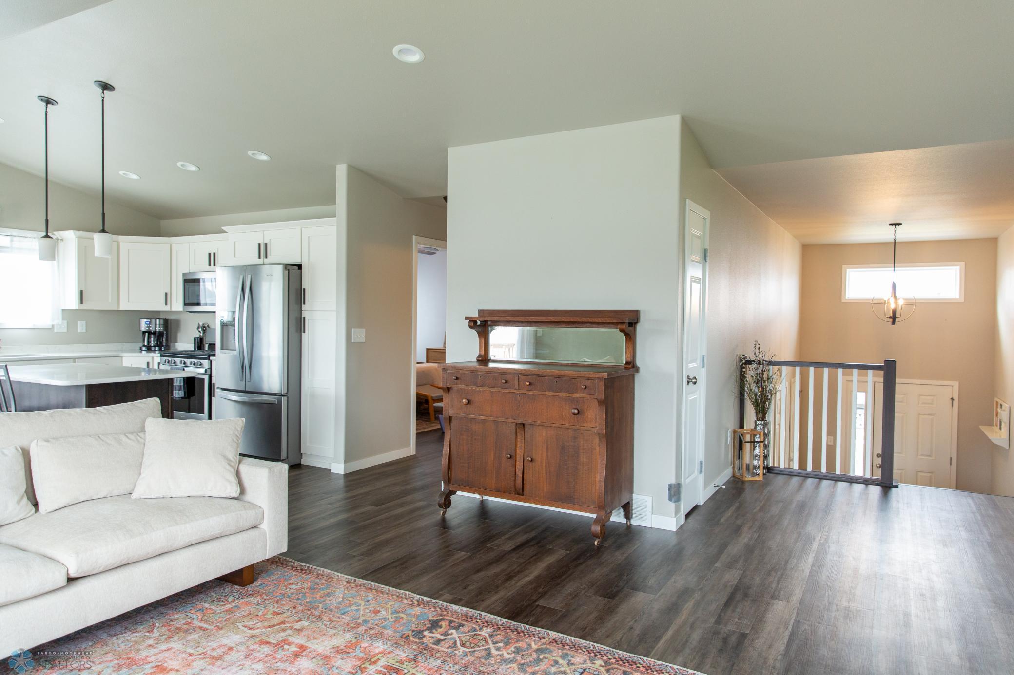 West Fargo, North Dakota 58078, United States, 3 Bedrooms Bedrooms, ,2 BathroomsBathrooms,Residential,Pending,47966